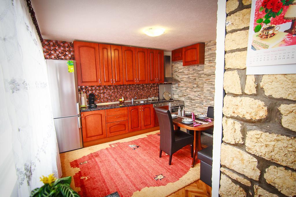 Apartment Red House Visoko Extérieur photo